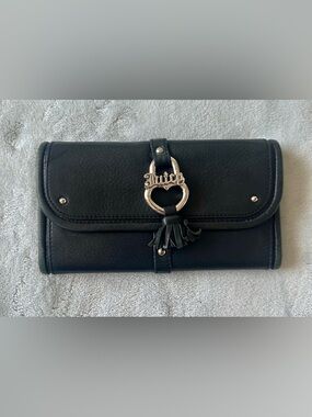 Juicy Couture Vintage Y2K Wallet Black w/ Love Heart Tassel